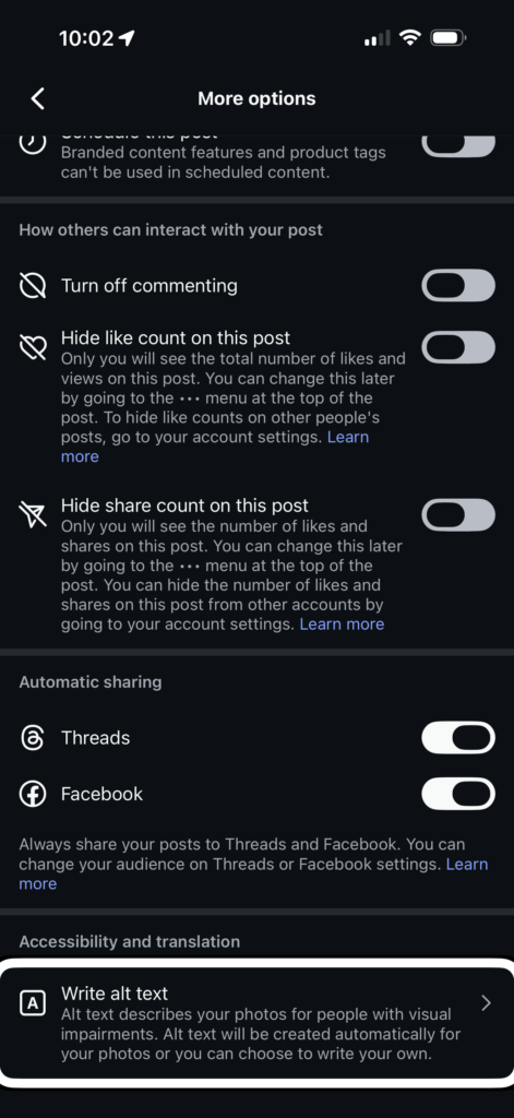 Instagrami mobiiliäpp, avatud on menüü "More options," kus all osas tekst "alt text"